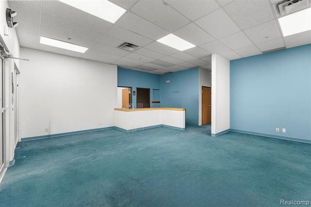 35425 W Michigan Avenue, Wayne, MI 48184