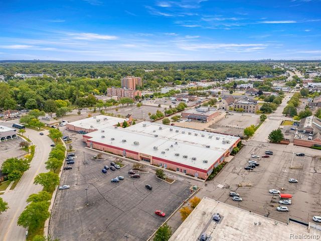 35425 W Michigan Avenue, Wayne, MI 48184