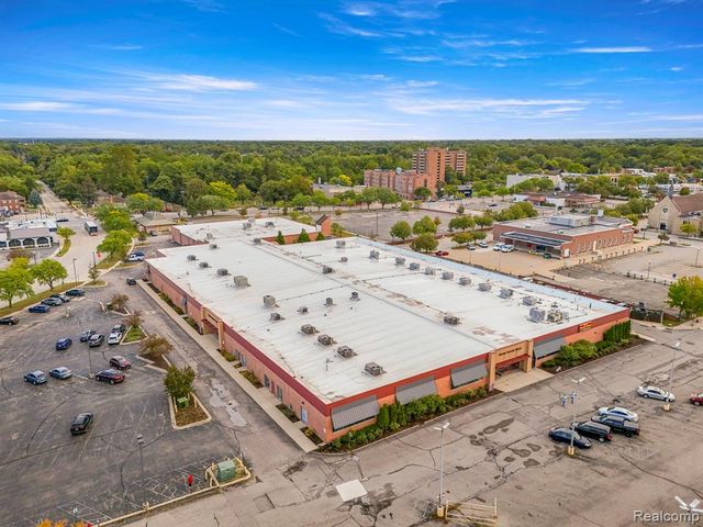 35425 W Michigan Avenue, Wayne, MI 48184