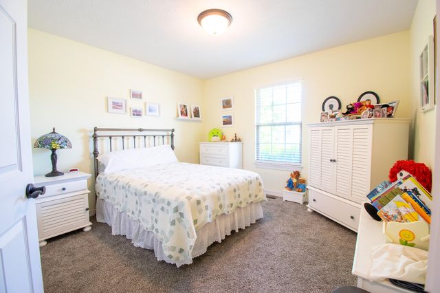1898 E Latana Drive, Ozark, MO 65721
