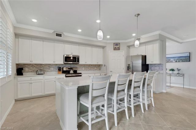 17270 Cherrywood CT 5904, Bonita Springs, FL 34135