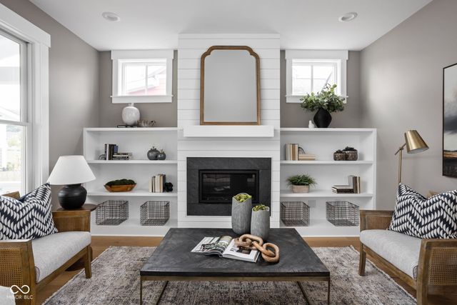 5713 Upper Garden Way, Zionsville, IN 46077