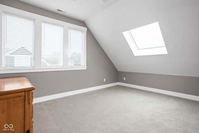 5713 Upper Garden Way, Zionsville, IN 46077