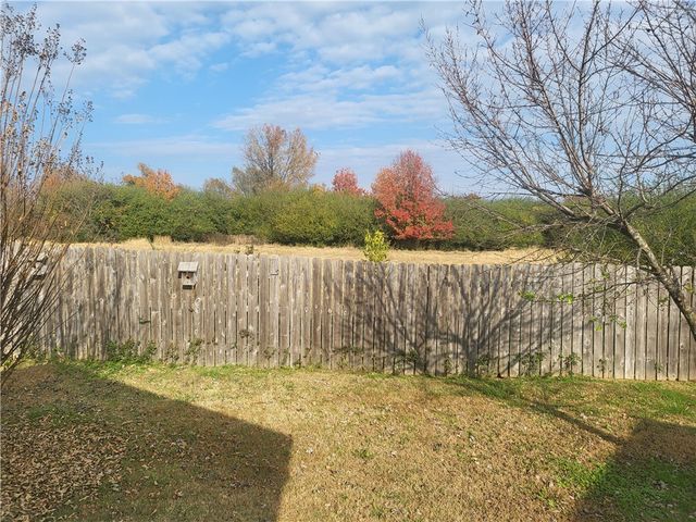 713 Mulberry Drive, Clarksville, AR 72830