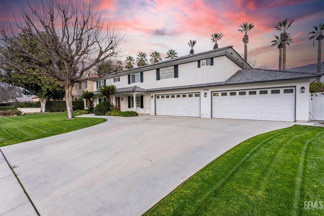 300 Vista Verde Way, Bakersfield, CA 93309