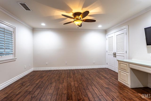 300 Vista Verde Way, Bakersfield, CA 93309