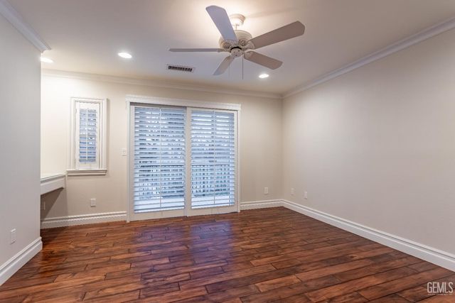 300 Vista Verde Way, Bakersfield, CA 93309