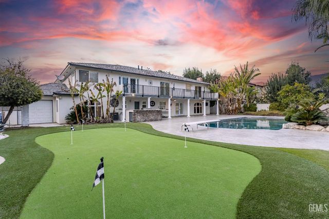 300 Vista Verde Way, Bakersfield, CA 93309