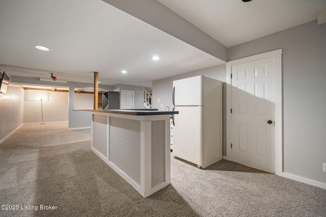 4405 W State Hwy 22, Crestwood, KY 40014