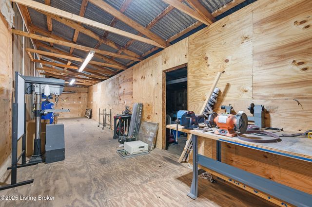 4405 W State Hwy 22, Crestwood, KY 40014