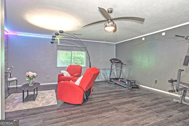 518 Cooley Drive, Sandersville, GA 31082