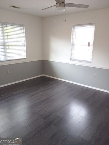 518 Cooley Drive, Sandersville, GA 31082