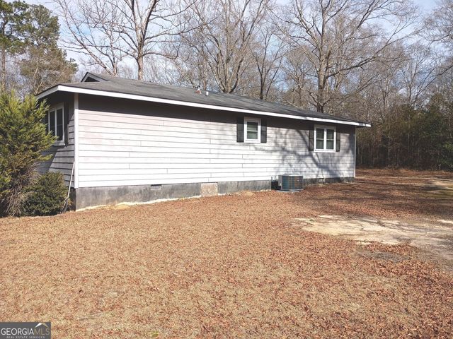 518 Cooley Drive, Sandersville, GA 31082