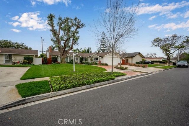 2692 Salmon Drive, Rossmoor Socal, CA 90720