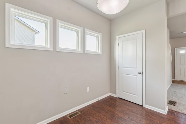 5867 Marble Circle, Johnston, IA 50131