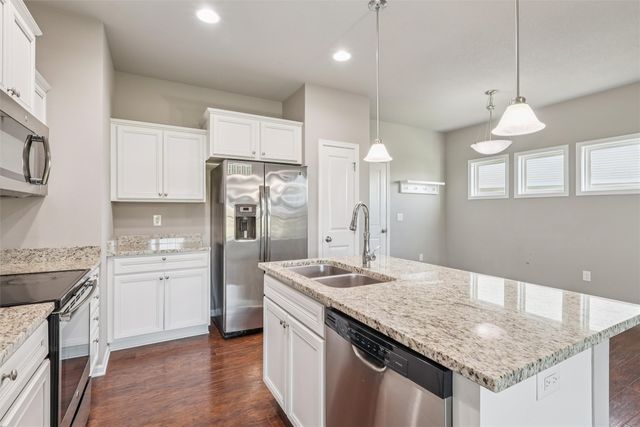 5867 Marble Circle, Johnston, IA 50131