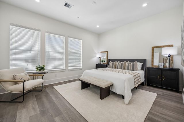 1618 Ojeman Road A, Houston, TX 77055