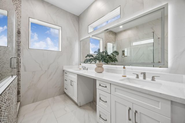 1618 Ojeman Road A, Houston, TX 77055