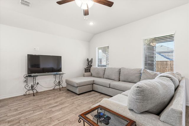 8133 Danny Scarth Lane, Fort Worth, TX 76120