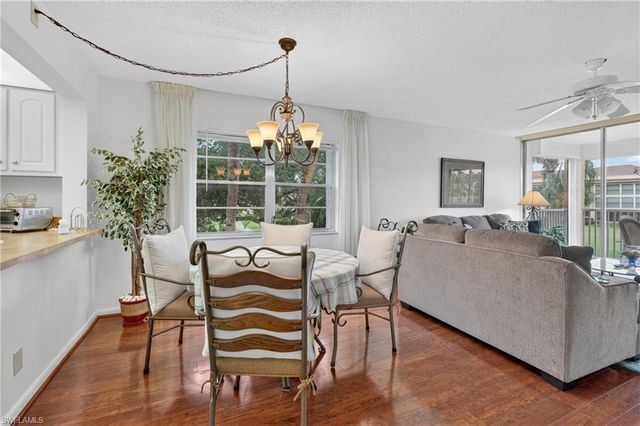 1087 Forest Lakes DR 201, Naples, FL 34105
