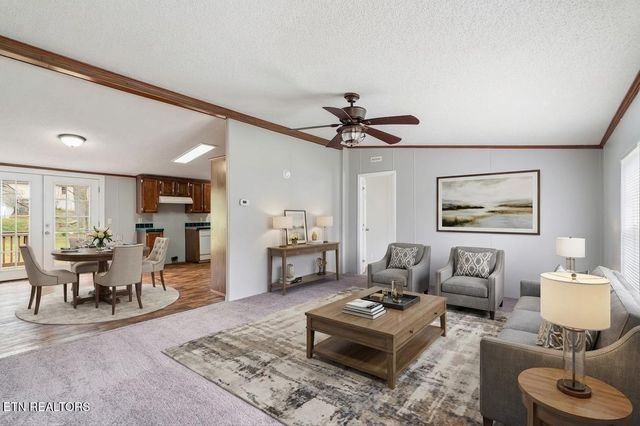 4504 Winslow Drive, Strawberry Plains, TN 37871