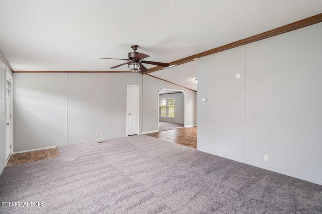 4504 Winslow Drive, Strawberry Plains, TN 37871