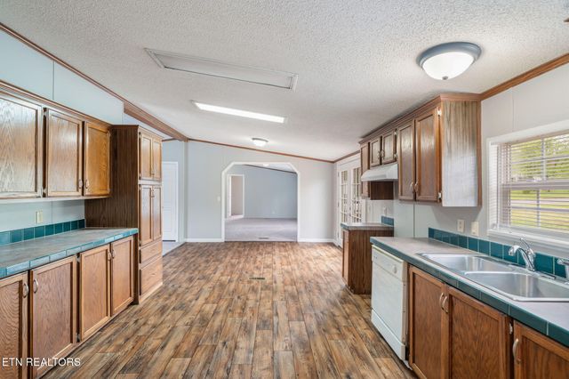 4504 Winslow Drive, Strawberry Plains, TN 37871