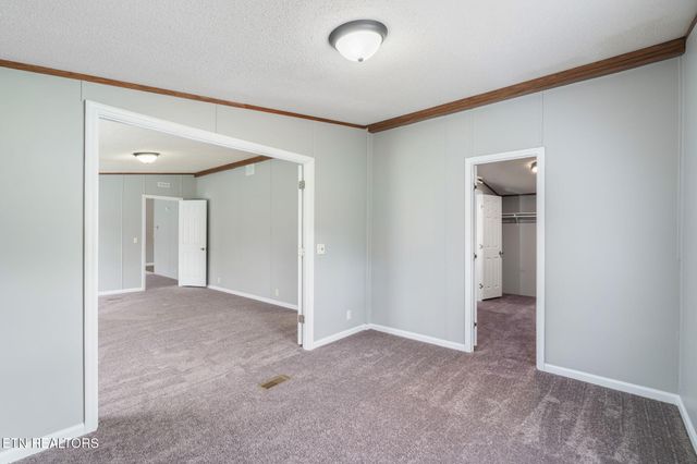 4504 Winslow Drive, Strawberry Plains, TN 37871