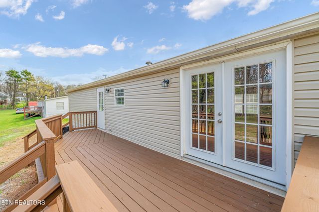 4504 Winslow Drive, Strawberry Plains, TN 37871