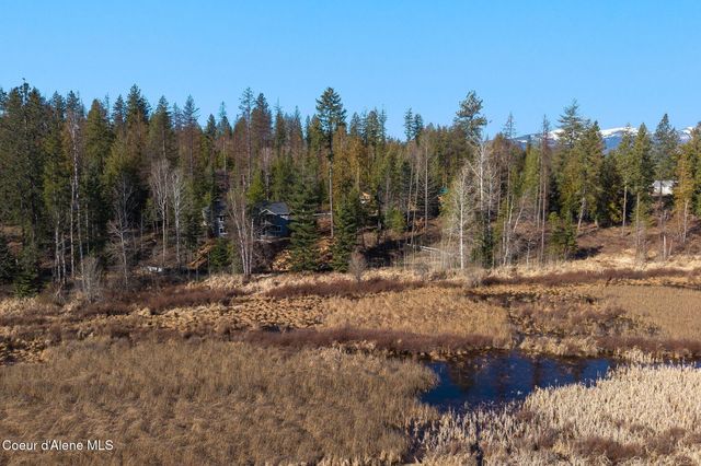 9490 Sunnyside Rd, Sandpoint, ID 83864