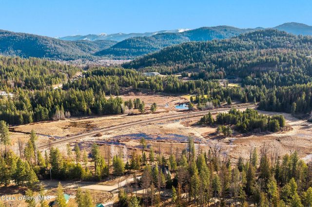 9490 Sunnyside Rd, Sandpoint, ID 83864