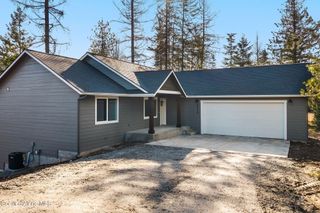 9490 Sunnyside Rd, Sandpoint, ID 83864