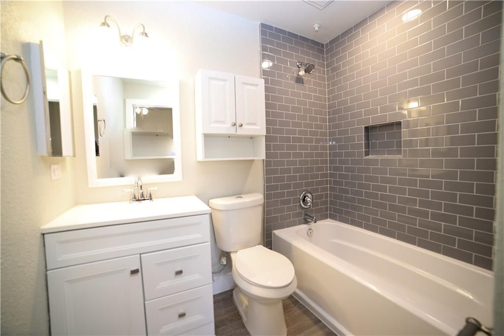 114 E 31st ST 208, Austin, TX 78705