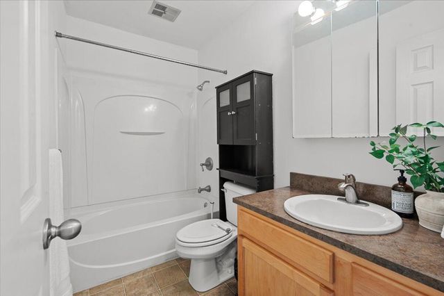 4565 Tabor Road NW 38, Comstock Park, MI 49321