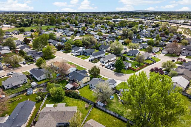 2600 Muskrat Ave, Nampa, ID 83687