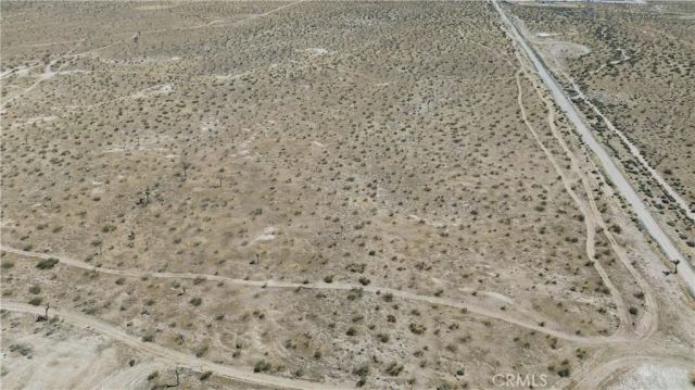 2 Air Expressway, Adelanto, CA 92301