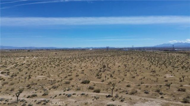 2 Air Expressway, Adelanto, CA 92301