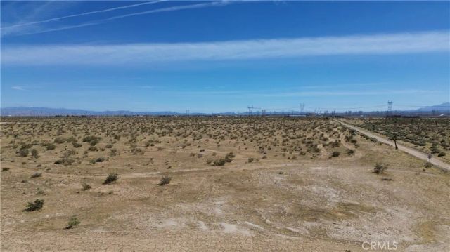 2 Air Expressway, Adelanto, CA 92301