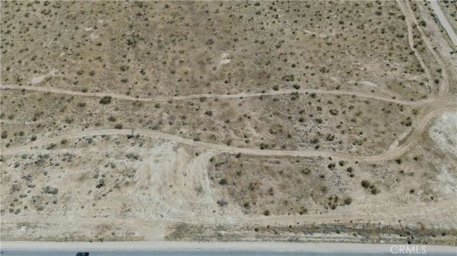 2 Air Expressway, Adelanto, CA 92301