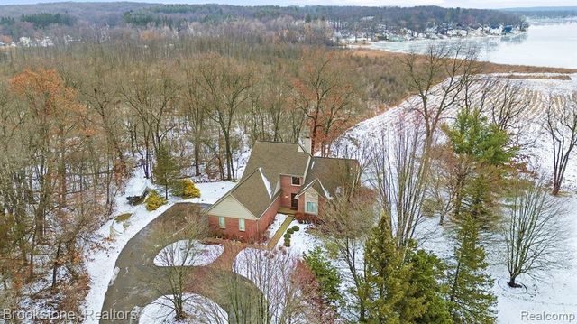 12170 Shaffer Road, Davisburg, MI 48350