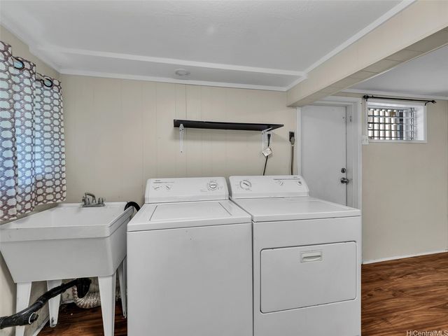 297 W Puainako Street, Hilo, HI 96720