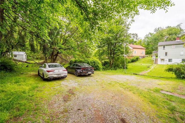 1021-1023 Joseph St, Baldwin Boro, PA 15227