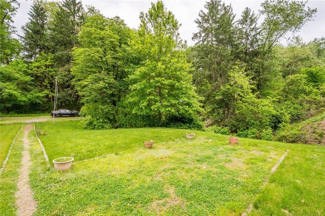 1021-1023 Joseph St, Baldwin Boro, PA 15227