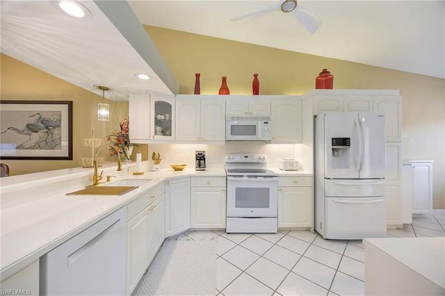 6680 Beach Resort DR 1206, Naples, FL 34114