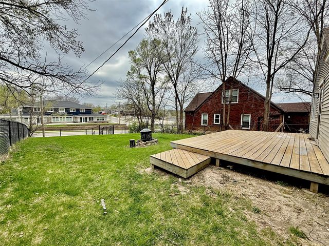 5403 SW 9th Street, Des Moines, IA 50315