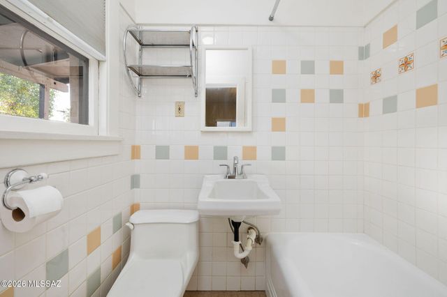 344 S 6th Avenue, Tucson, AZ 85701
