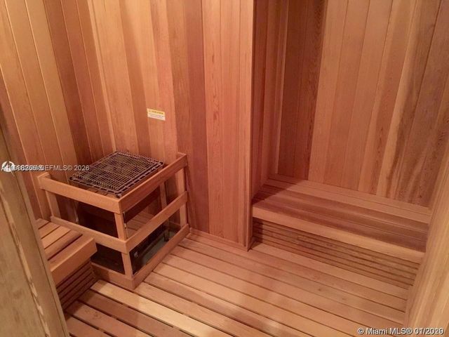 151 SE 1st St 801, Miami, FL 33131