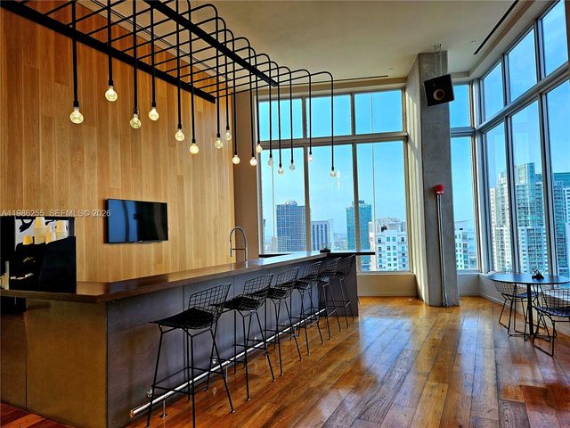 151 SE 1st St 801, Miami, FL 33131