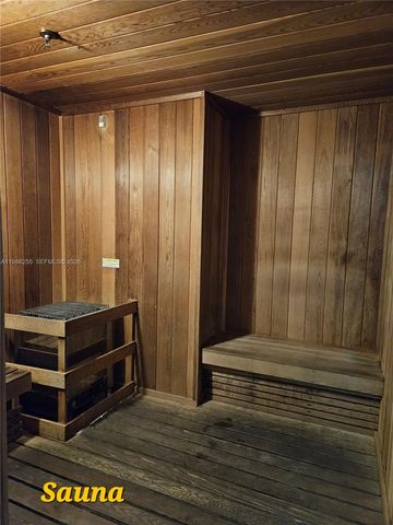 151 SE 1st St 801, Miami, FL 33131