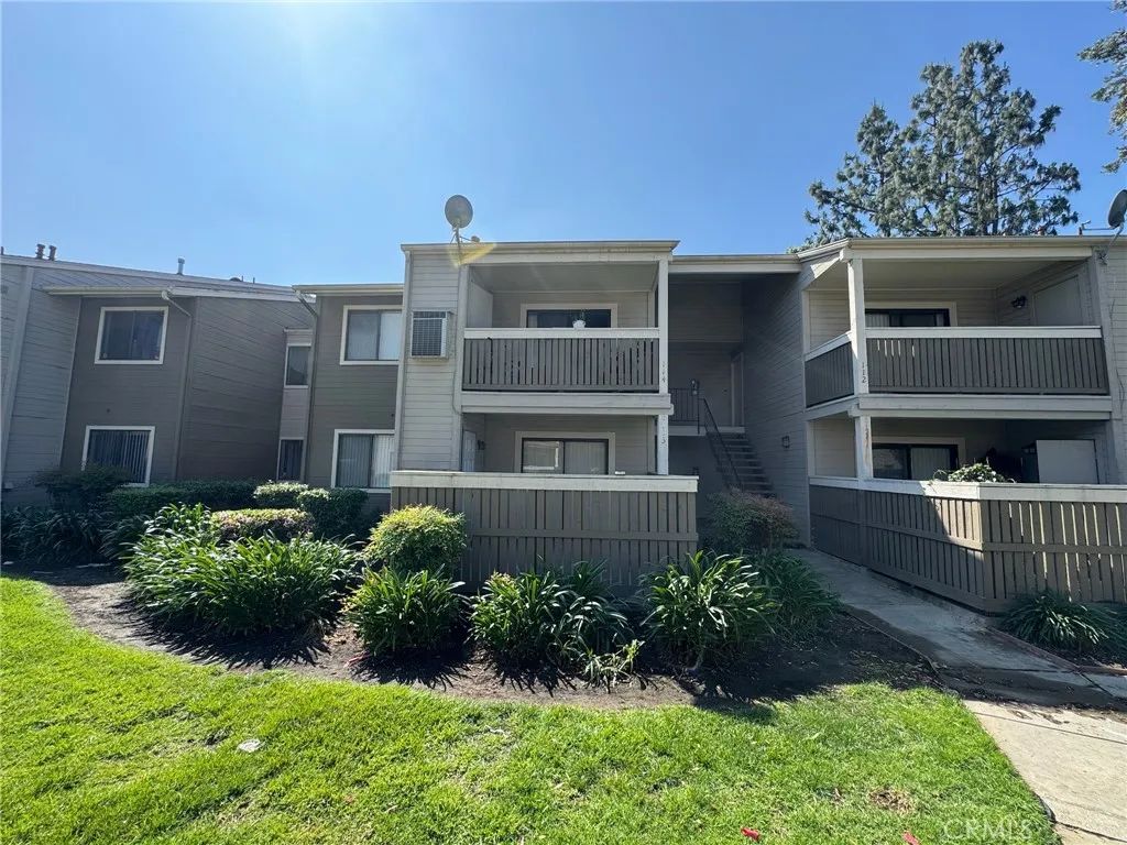 1309 W Mission 113, Ontario, CA 91762